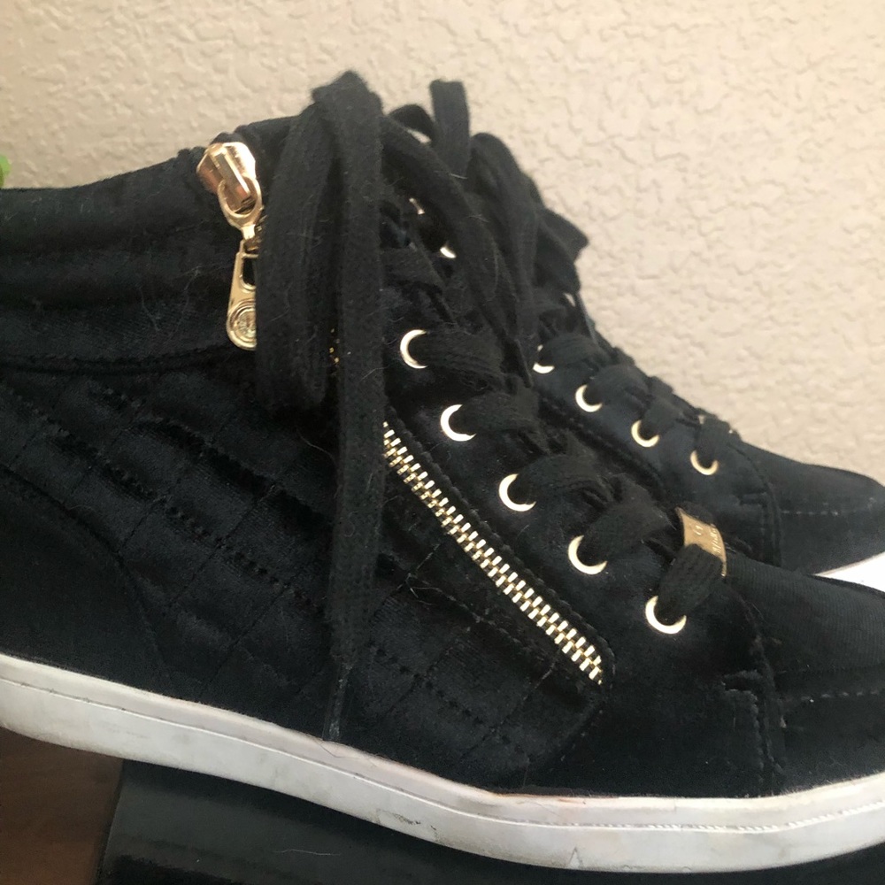 Guess black velvet platform tennis shoes.